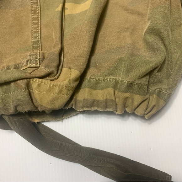 Abercrombie & Fitch vintage men's 34 Tan Camouflage Cargo Shorts, rugged ,cotton - Picture 8 of 16